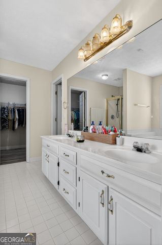196 Ashley Drive, Mcdonough, GA 30252
