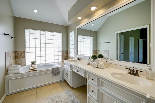 9847 Bestin Lane, Houston, TX 77065