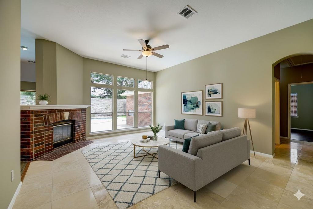 9847 Bestin Lane, Houston, TX 77065