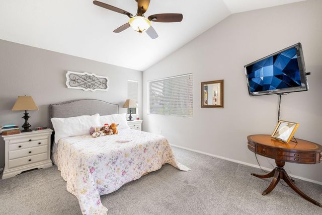 8225 Burloak Way, Elk Grove, CA 95758