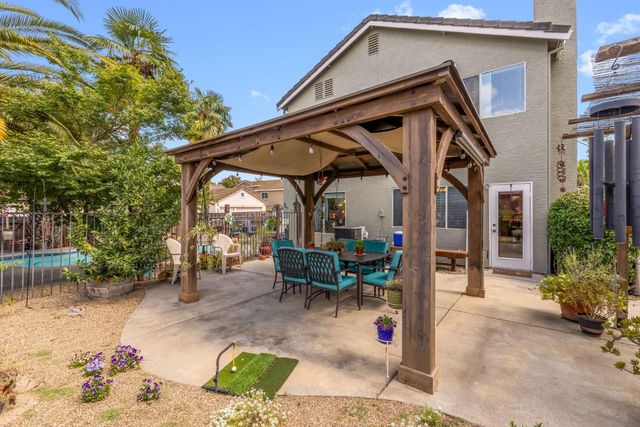 8225 Burloak Way, Elk Grove, CA 95758
