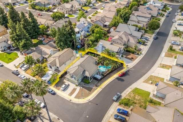 8225 Burloak Way, Elk Grove, CA 95758