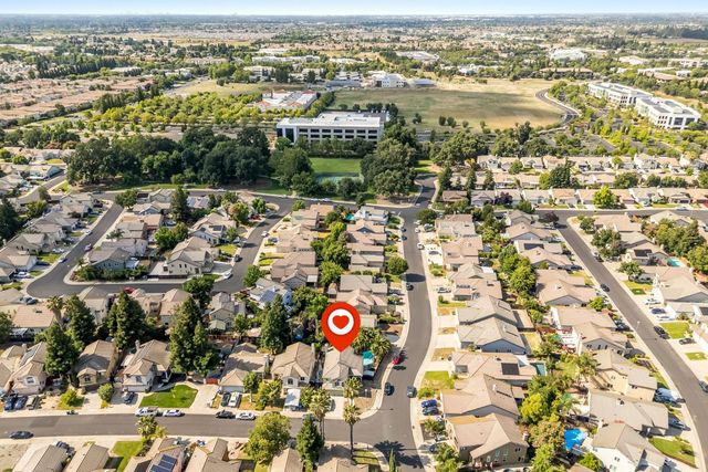 8225 Burloak Way, Elk Grove, CA 95758