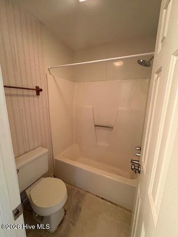 143 W Victoria Court, Greenville, NC 27834