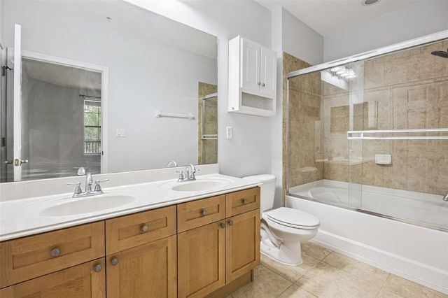 11562 AMIDSHIP LANE 207, Windermere, FL 34786