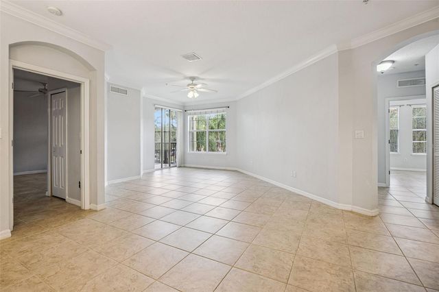 11562 AMIDSHIP LANE 207, Windermere, FL 34786