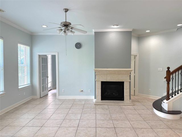 38 Shell Port Square, The Woodlands, TX 77380