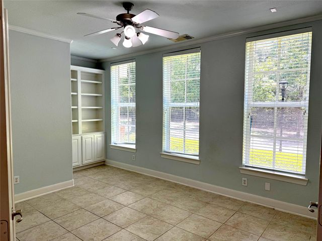 38 Shell Port Square, The Woodlands, TX 77380