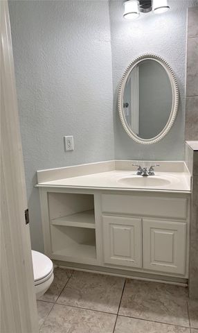 38 Shell Port Square, The Woodlands, TX 77380