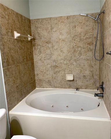 38 Shell Port Square, The Woodlands, TX 77380