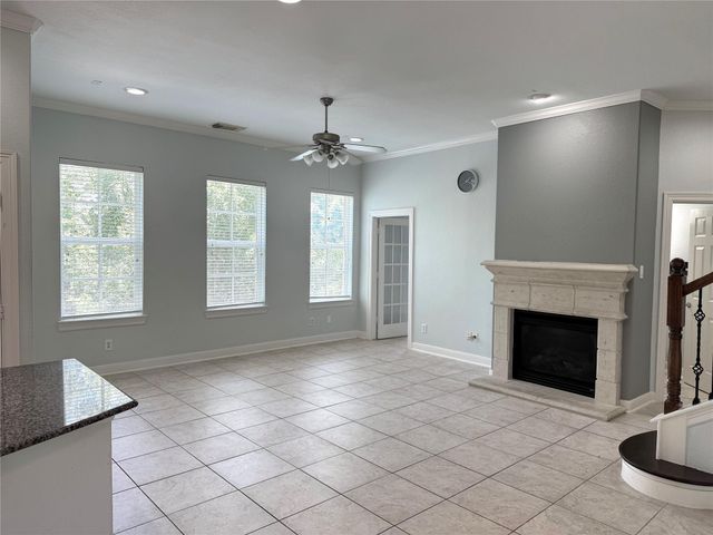 38 Shell Port Square, The Woodlands, TX 77380