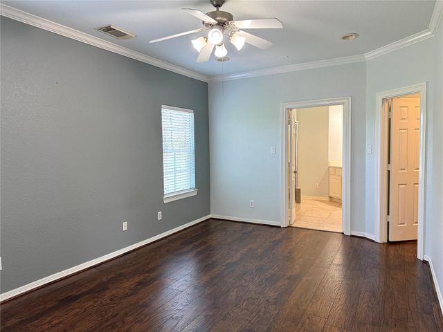38 Shell Port Square, The Woodlands, TX 77380