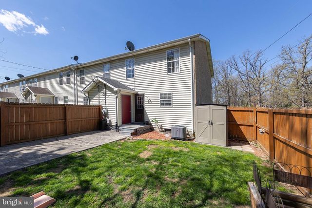 301 BUCKINGHAM DR, Stephens City, VA 22655