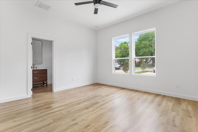 5223 Colonial Avenue, Dallas, TX 75215