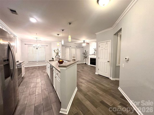 14608 Via Sorrento Drive, Charlotte, NC 28277