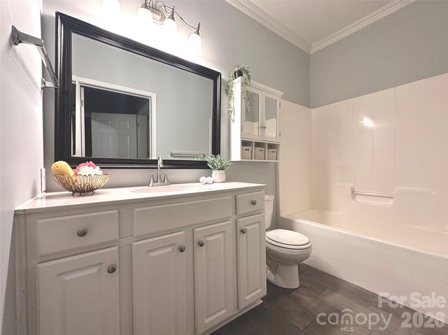 14608 Via Sorrento Drive, Charlotte, NC 28277