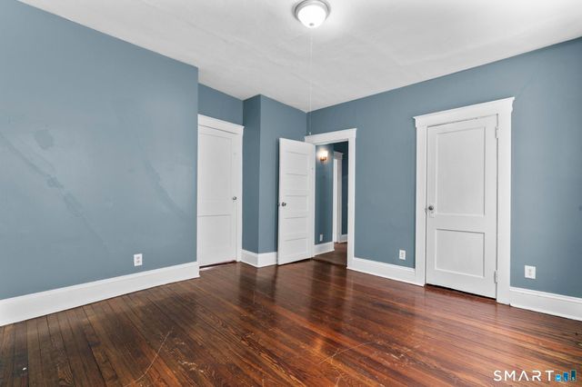 27 Cliff Street, New Britain, CT 06051