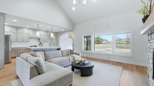 17411 Letterbrick Run, Leo, IN 46765