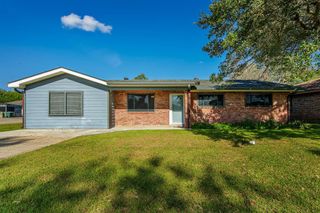128 St Agnes Drive, Bourg, LA 70343