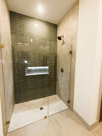 5208 Helmick, Fort Worth, TX 76105