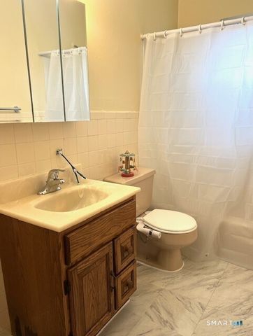 32 Belair Drive, New Milford, CT 06776