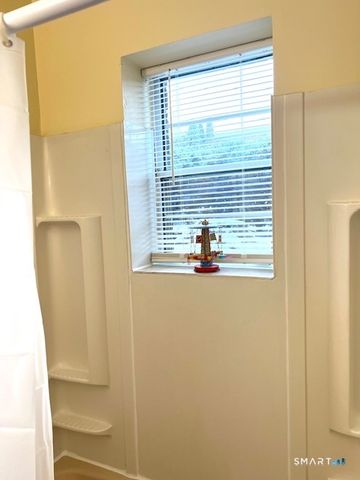 32 Belair Drive, New Milford, CT 06776