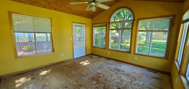 2420 W Country Club Drive S, Fargo, ND 58103