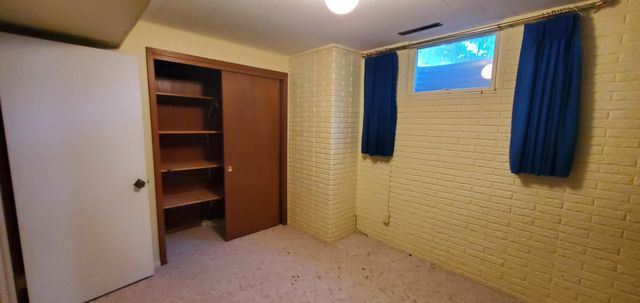 2420 W Country Club Drive S, Fargo, ND 58103
