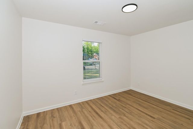 4570 NEWTON DR, Memphis, TN 38109