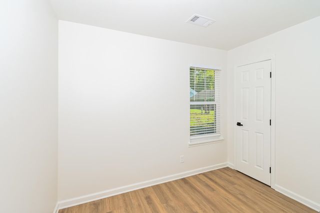 4570 NEWTON DR, Memphis, TN 38109