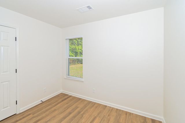 4570 NEWTON DR, Memphis, TN 38109