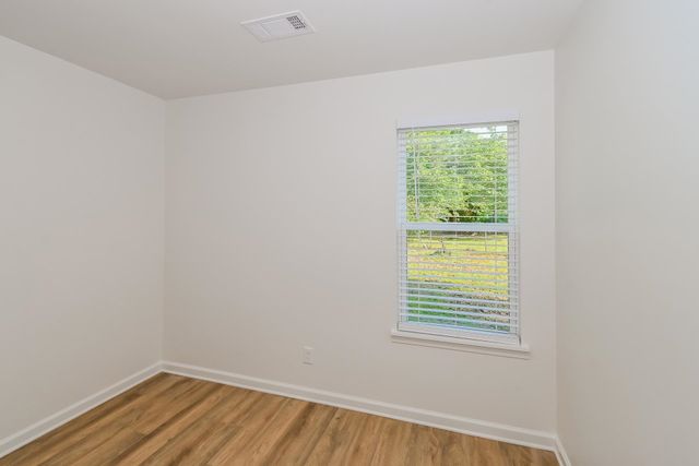 4570 NEWTON DR, Memphis, TN 38109