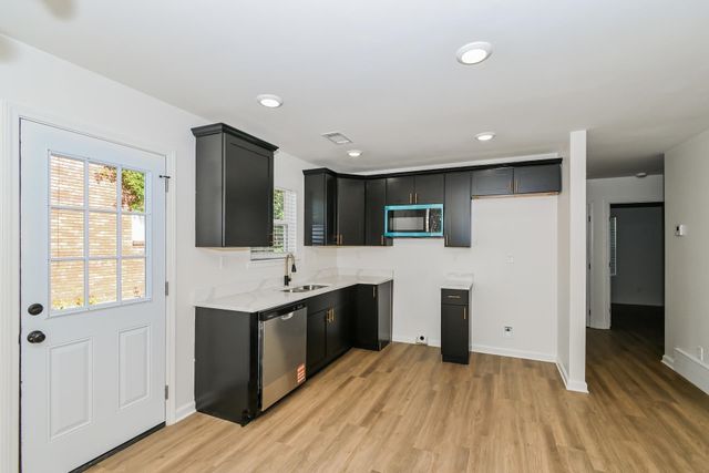 4570 NEWTON DR, Memphis, TN 38109