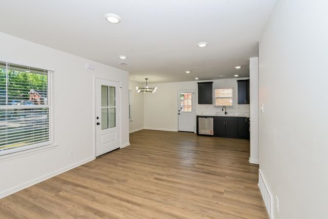 4570 NEWTON DR, Memphis, TN 38109