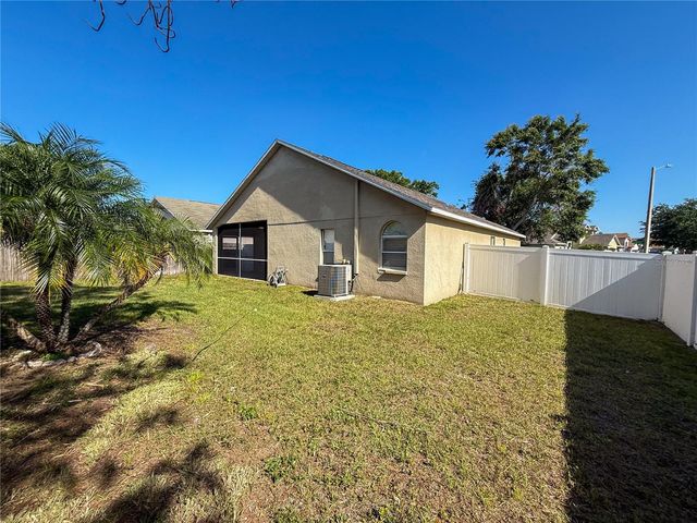 13047 BRIDLEFORD DRIVE, Gibsonton, FL 33534
