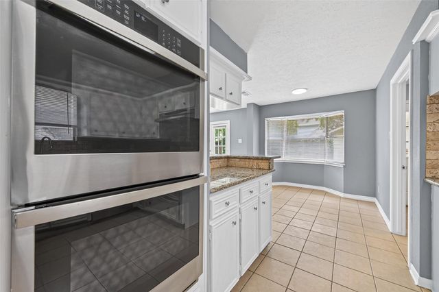 6715 Greenvale Lane, Houston, TX 77066