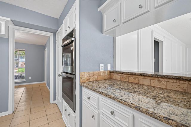 6715 Greenvale Lane, Houston, TX 77066
