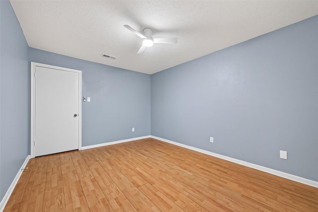 6715 Greenvale Lane, Houston, TX 77066