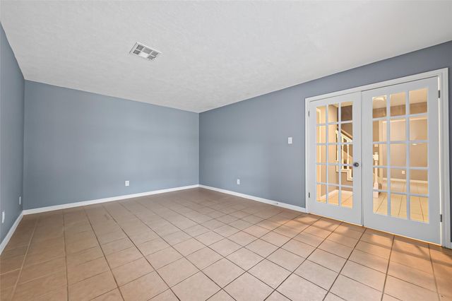 6715 Greenvale Lane, Houston, TX 77066