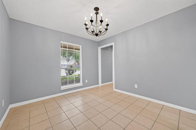 6715 Greenvale Lane, Houston, TX 77066