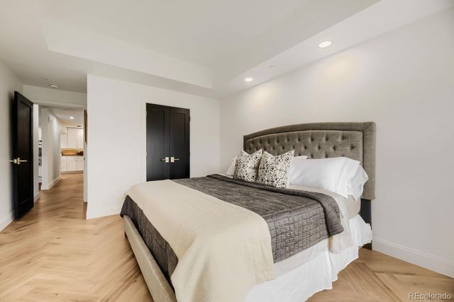 1900 E Girard Place 403, Englewood, CO 80113