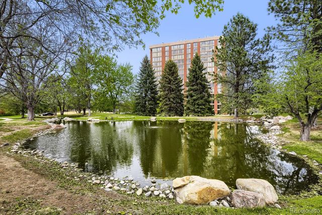 1900 E Girard Place 403, Englewood, CO 80113