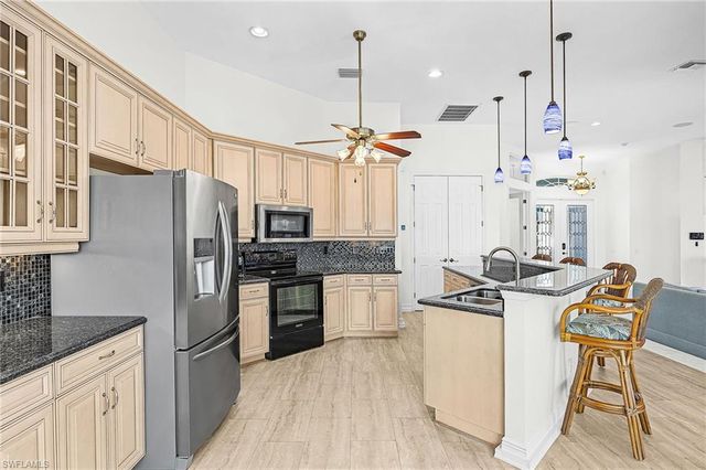 4103 SW 28th AVE, Cape Coral, FL 33914