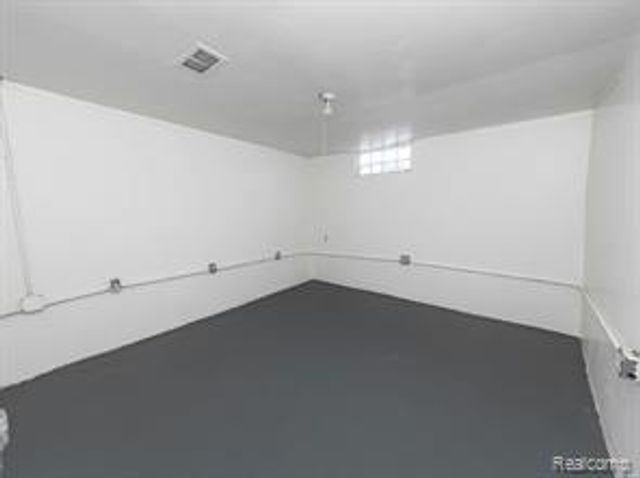 14248 Stansbury Street, Detroit, MI 48227