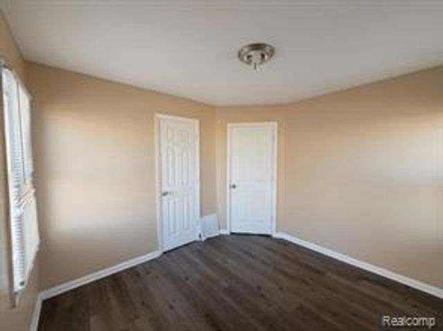 14248 Stansbury Street, Detroit, MI 48227