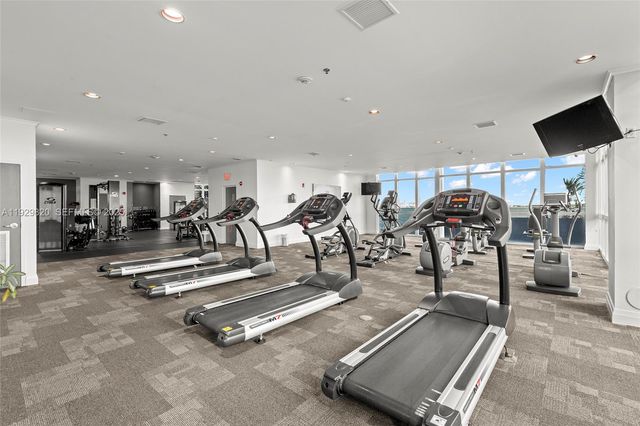 1155 Brickell Bay Dr 2605, Miami, FL 33131