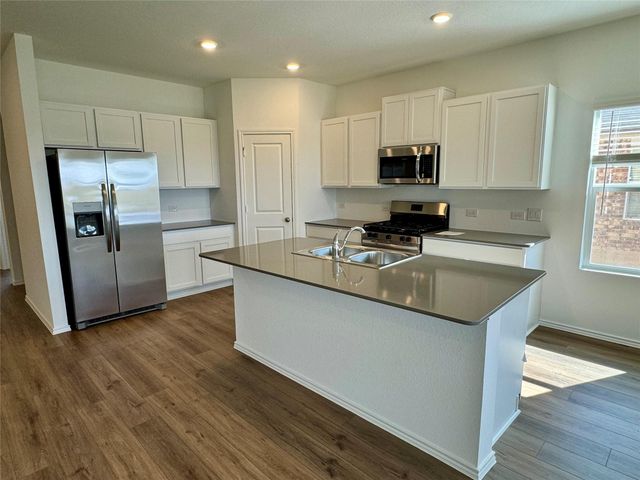 134 Agua Azul BND, Kyle, TX 78640