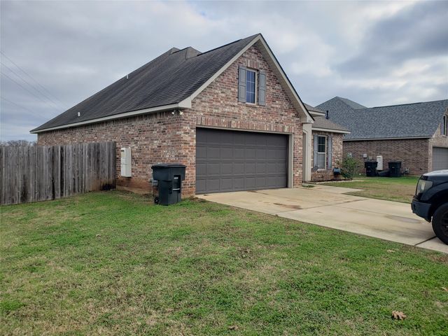 1001 Eli Conner Drive, Bossier City, LA 71112