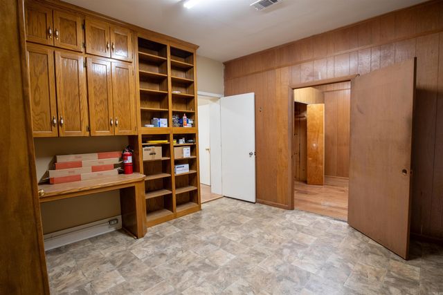 16000 Faulkner Lake Road, North Little Rock, AR 72117