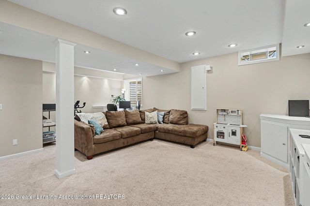 614 Ann Street, Mason, MI 48854